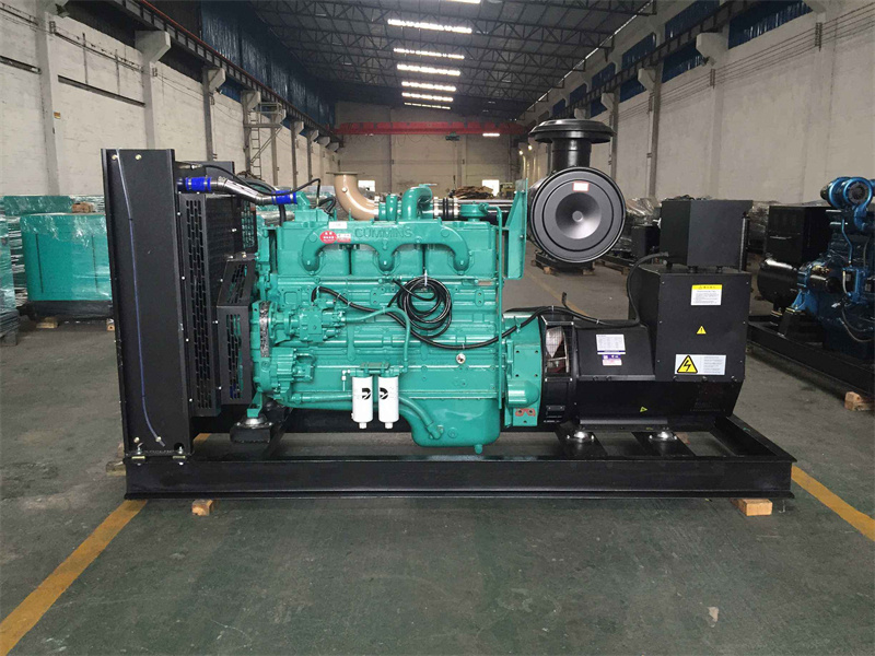 勃利发电机出租租赁如何保证柴油发电机组的正常运行？