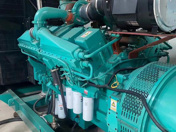 勃利更换100kW柴油发电机组机油时，需要注意哪些事项？