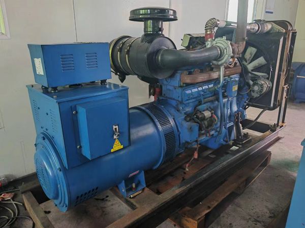 勃利100kW柴油发电机组使用多级机油有哪些优缺点？